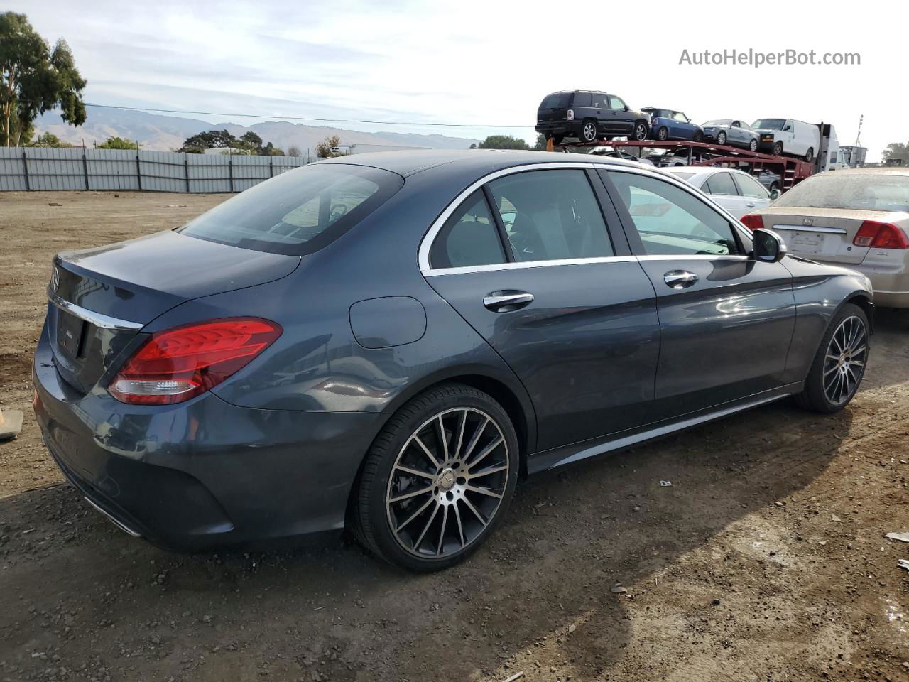 2015 Mercedes-benz C 300 Угольный vin: 55SWF4JB0FU057923