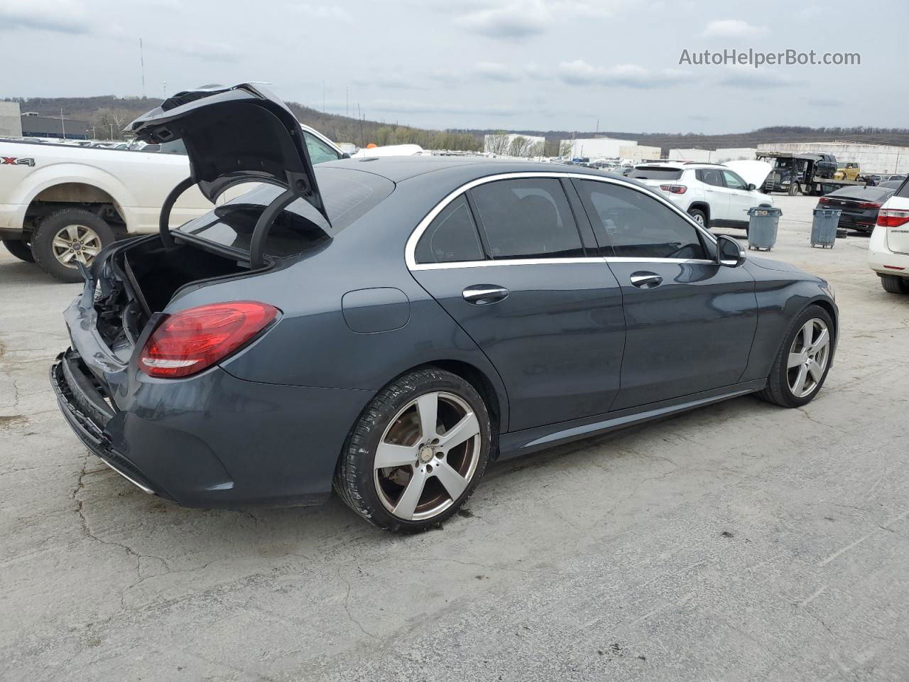 2015 Mercedes-benz C 300 Gray vin: 55SWF4JB0FU070400