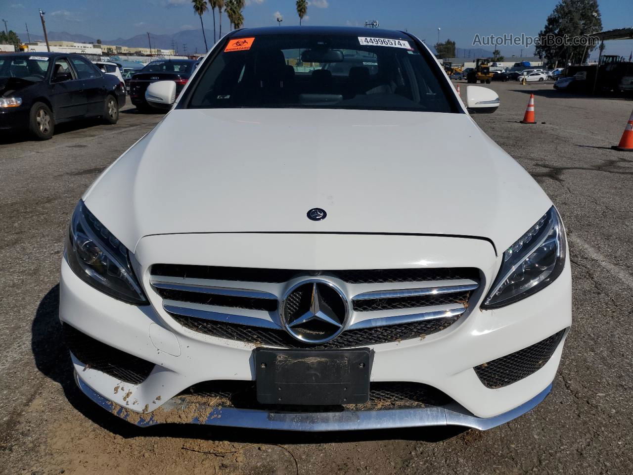 2015 Mercedes-benz C 300 White vin: 55SWF4JB1FU064475