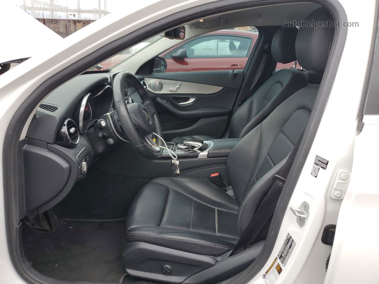 2015 Mercedes-benz C 300 Белый vin: 55SWF4JB1FU076884