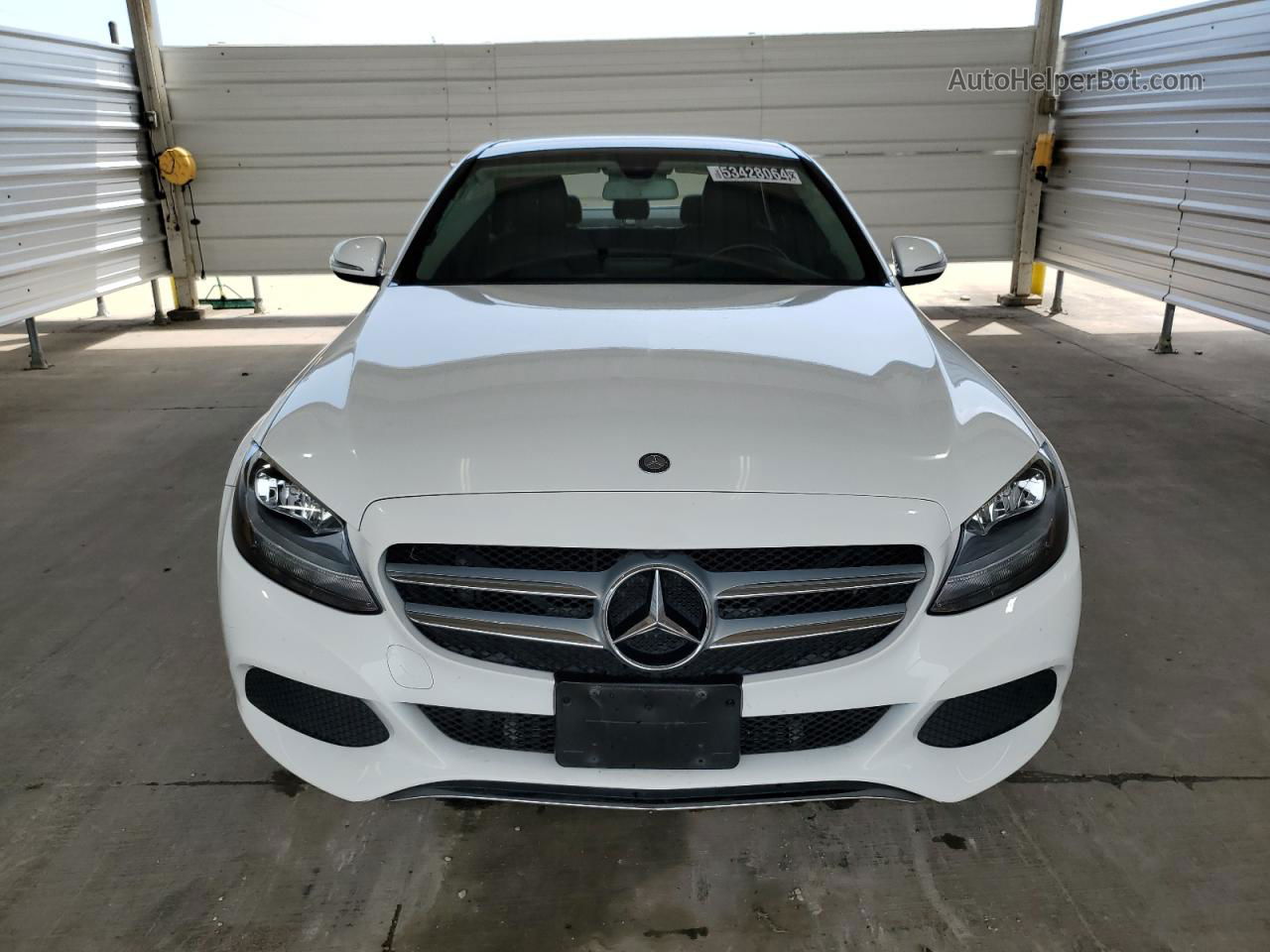 2015 Mercedes-benz C 300 White vin: 55SWF4JB1FU091241