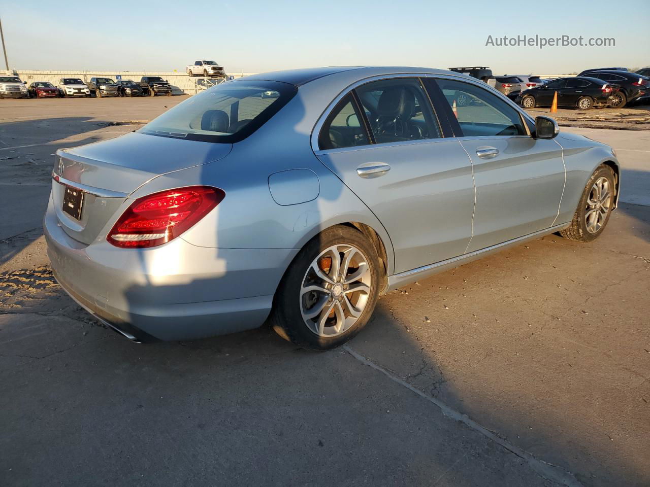 2015 Mercedes-benz C 300 Blue vin: 55SWF4JB5FU042947