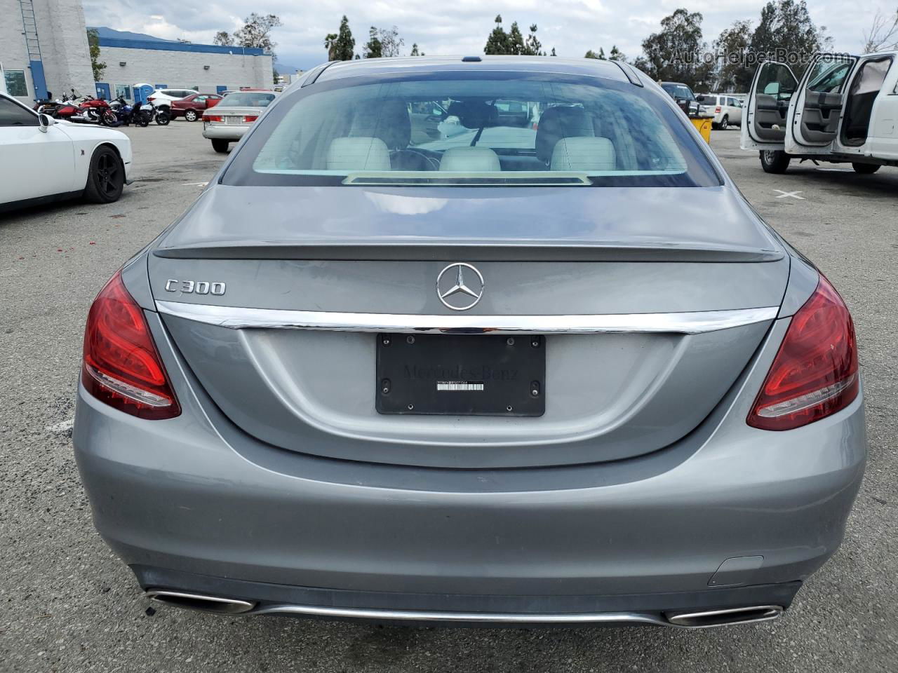 2015 Mercedes-benz C 300 Silver vin: 55SWF4JB5FU071364