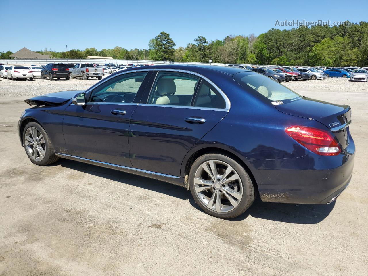 2015 Mercedes-benz C 300 Синий vin: 55SWF4JB8FU094217