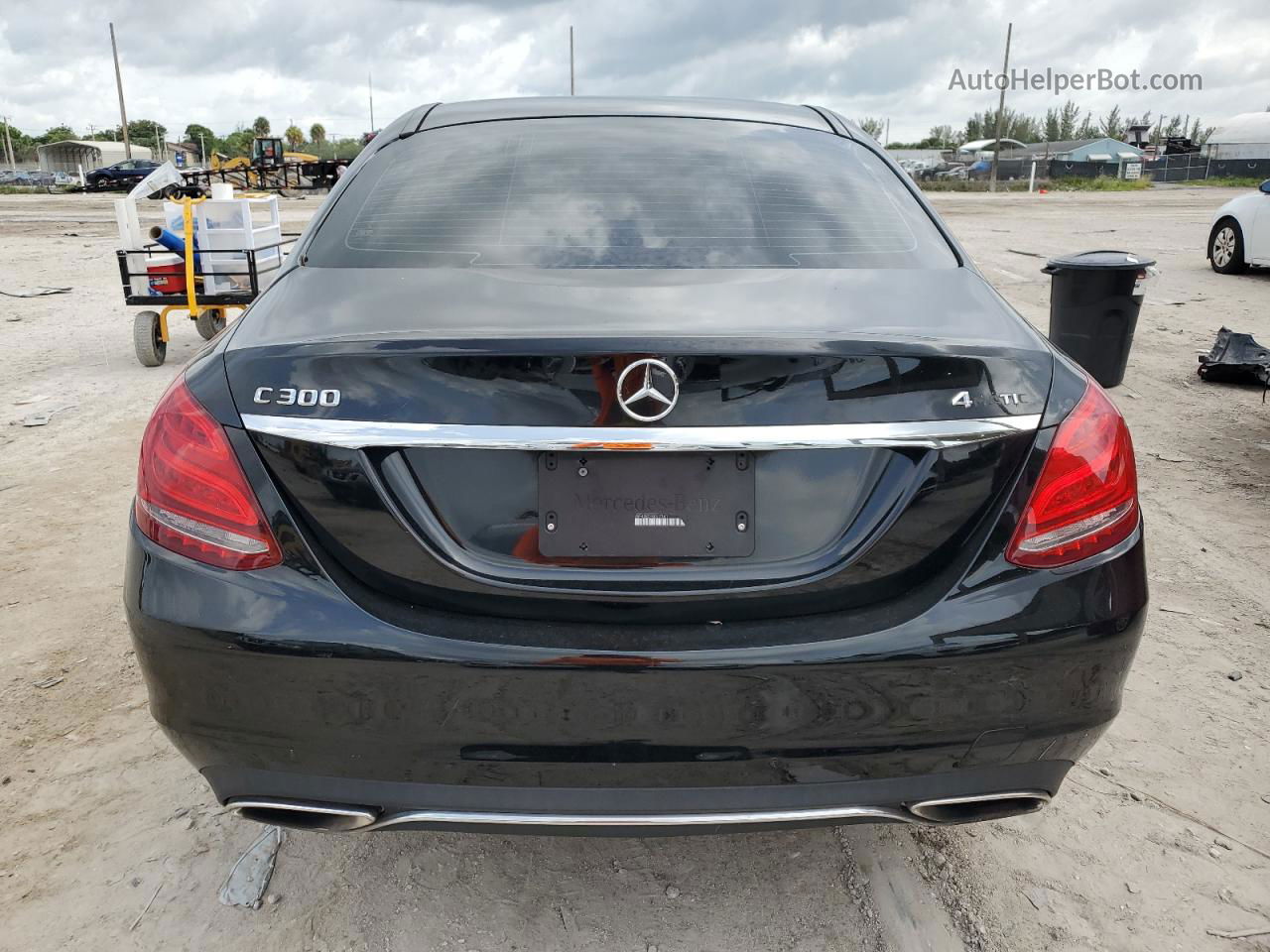 2015 Mercedes-benz C 300 4matic Black vin: 55SWF4KB0FU017341