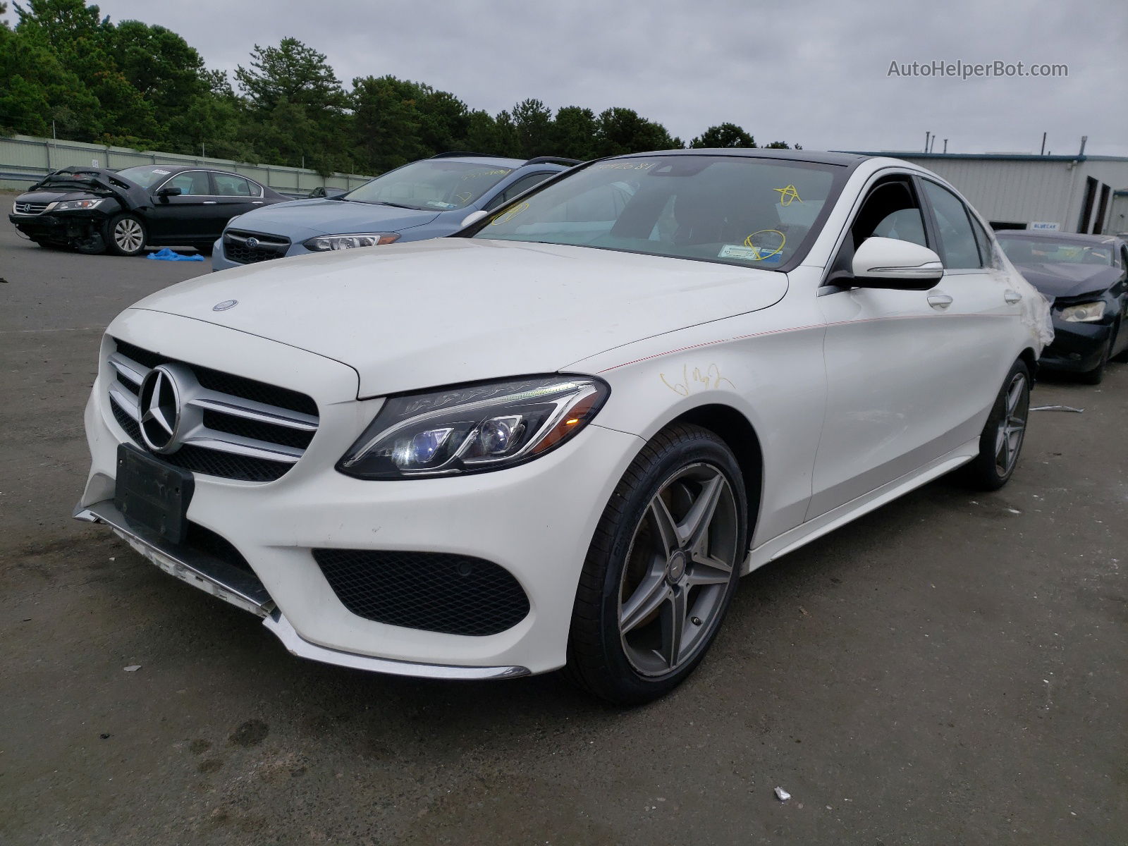 2015 Mercedes-benz C 300 4matic Белый vin: 55SWF4KB0FU060237