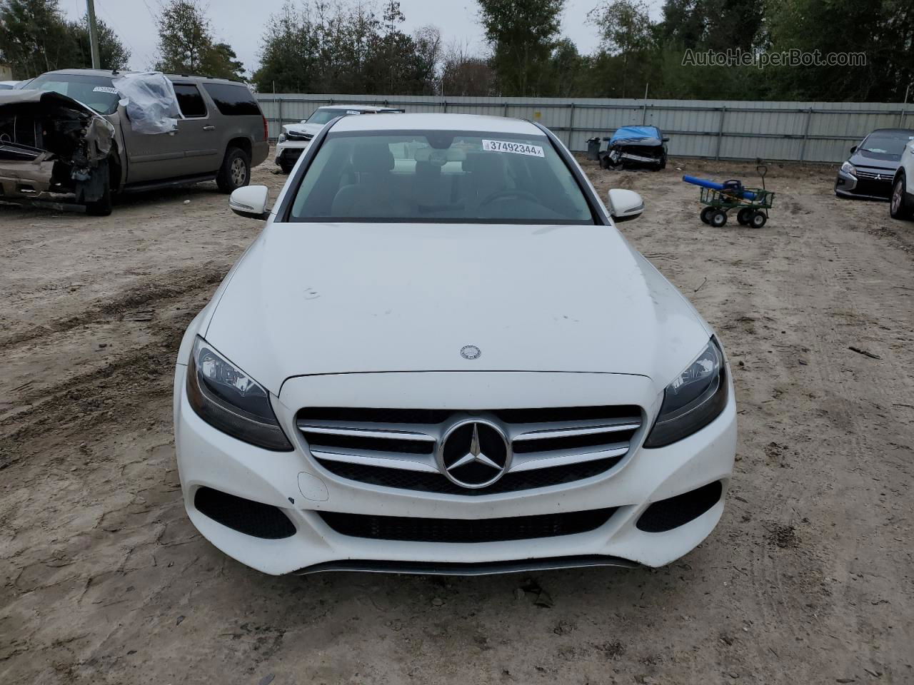 2015 Mercedes-benz C 300 4matic White vin: 55SWF4KB0FU093335