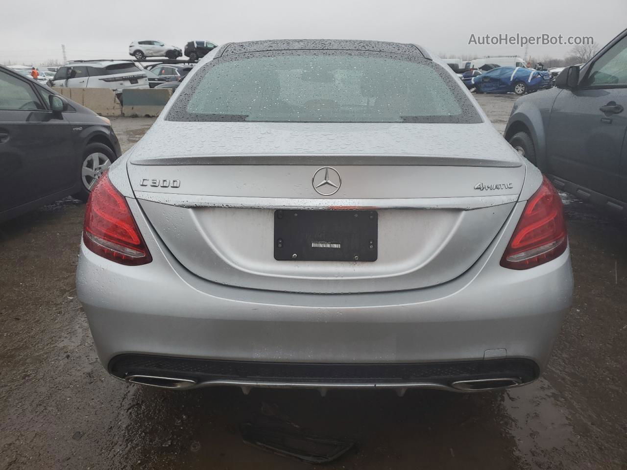 2015 Mercedes-benz C 300 4matic Серебряный vin: 55SWF4KB1FU086409