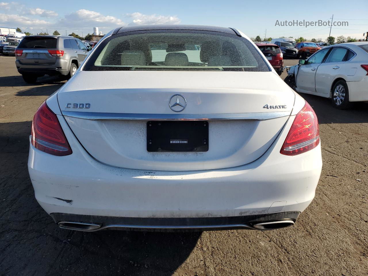 2015 Mercedes-benz C 300 4matic White vin: 55SWF4KB2FU095023