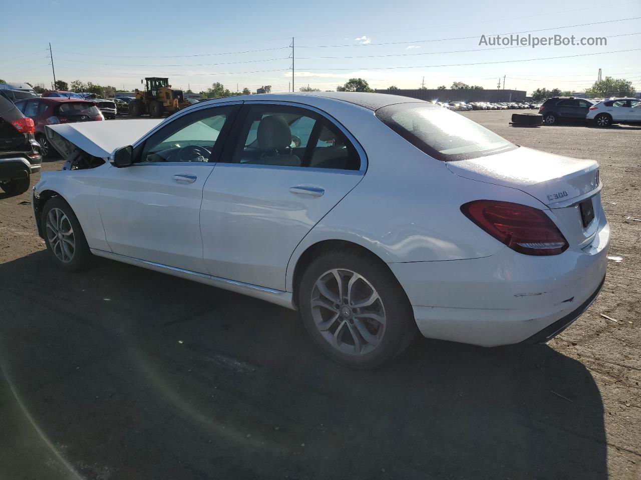 2015 Mercedes-benz C 300 4matic White vin: 55SWF4KB2FU095023