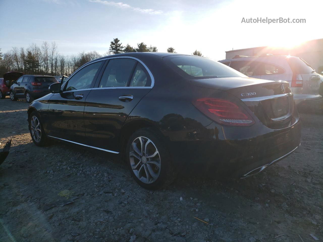 2015 Mercedes-benz C 300 4matic Черный vin: 55SWF4KB2FU095488