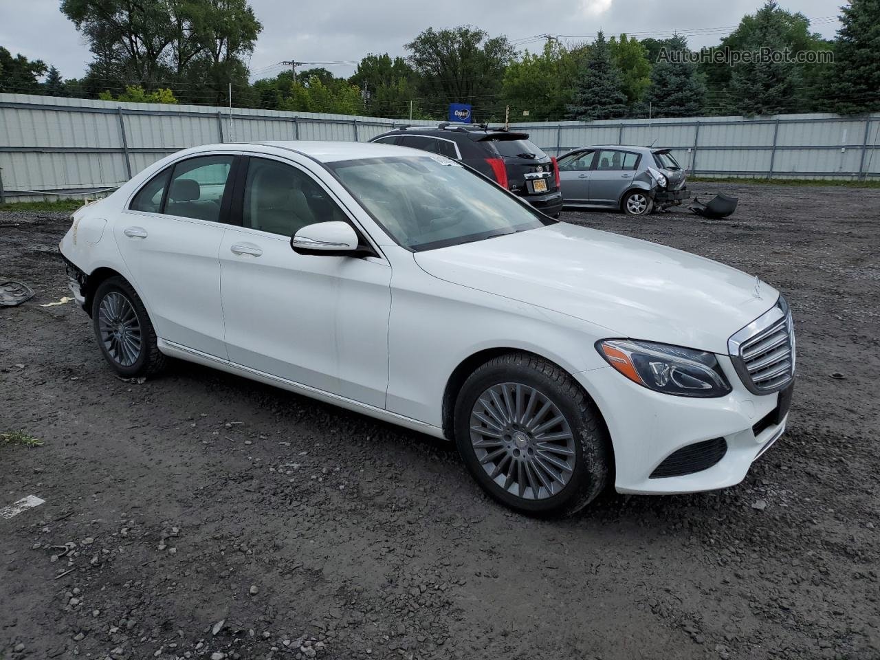 2015 Mercedes-benz C 300 4matic White vin: 55SWF4KB3FU016250