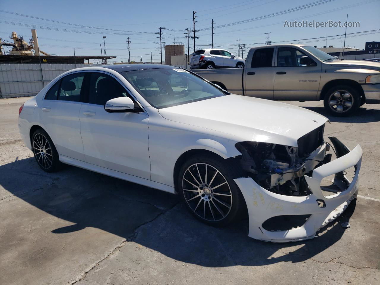 2015 Mercedes-benz C 300 4matic White vin: 55SWF4KB3FU028995