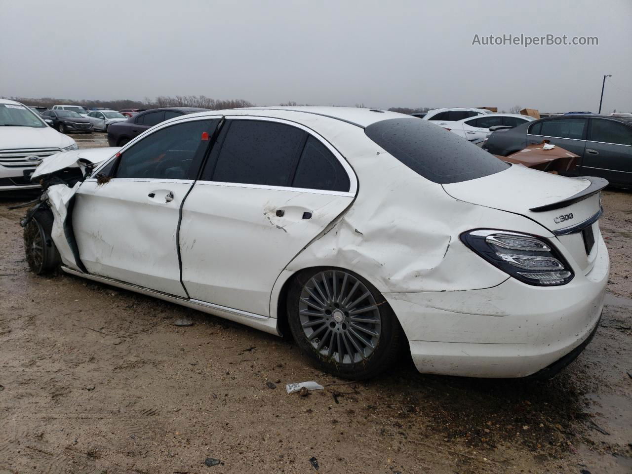 2015 Mercedes-benz C 300 4matic White vin: 55SWF4KB4FU039973