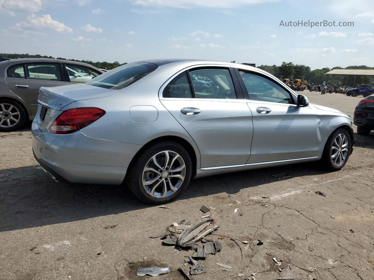 2015 Mercedes-benz C 300 4matic Серый vin: 55SWF4KB5FU039352