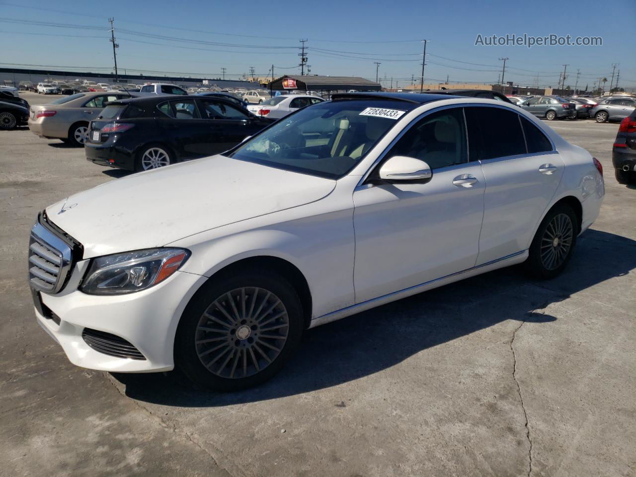 2015 Mercedes-benz C 300 4matic White vin: 55SWF4KB6FU036315