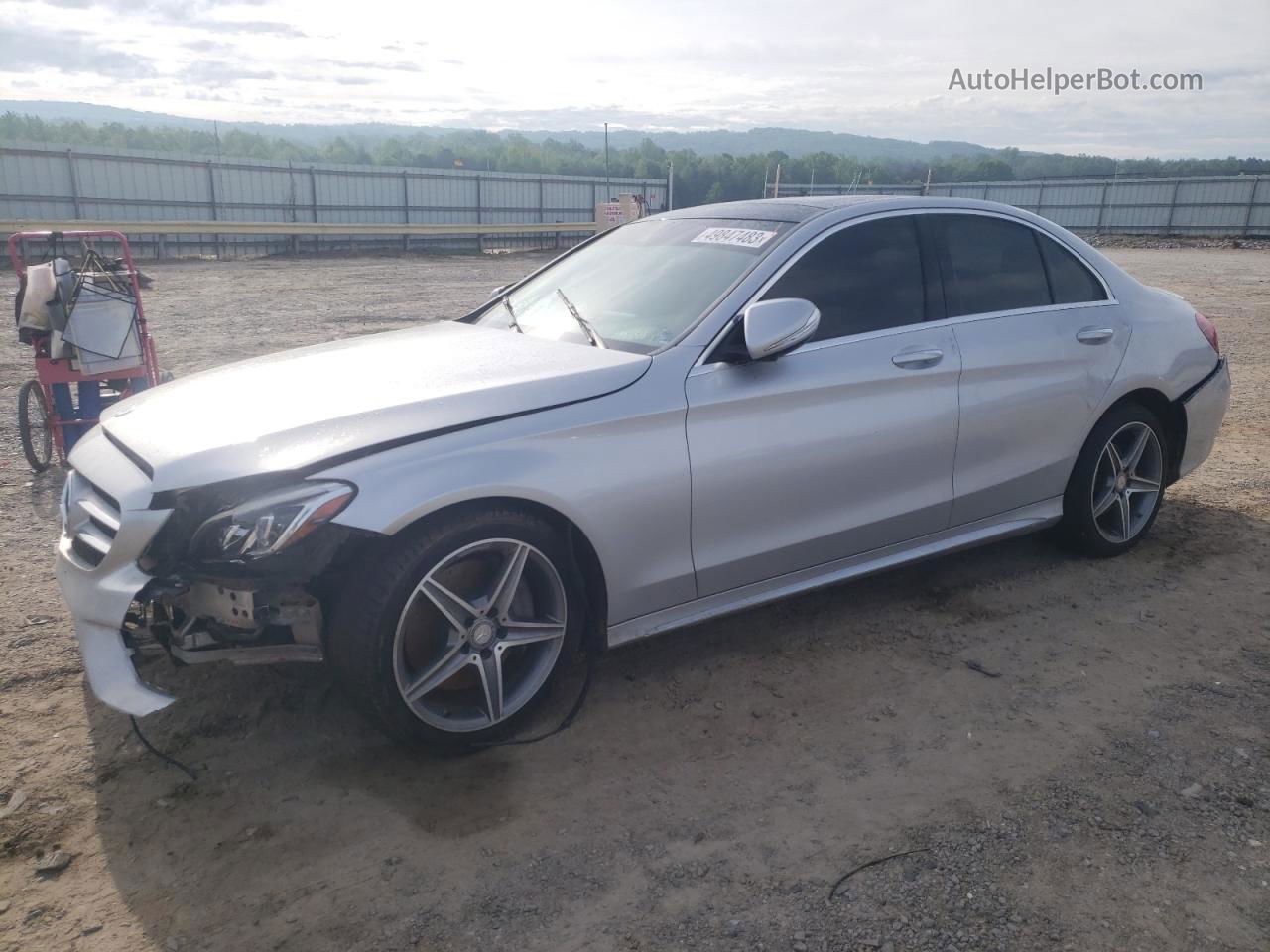 2015 Mercedes-benz C 300 4matic Серебряный vin: 55SWF4KB6FU089127