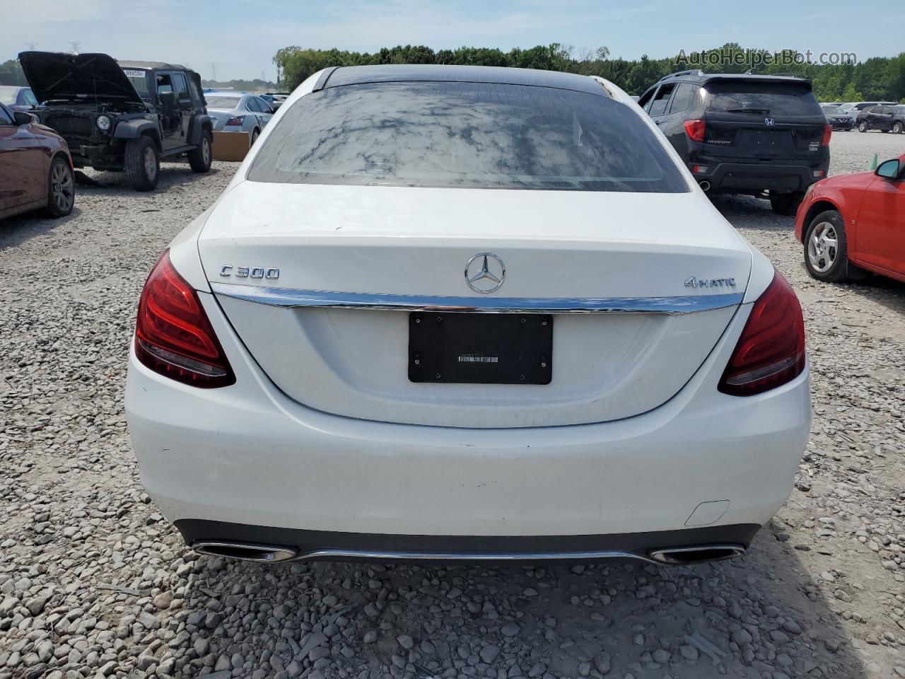 2015 Mercedes-benz C 300 4matic White vin: 55SWF4KB7FU009737