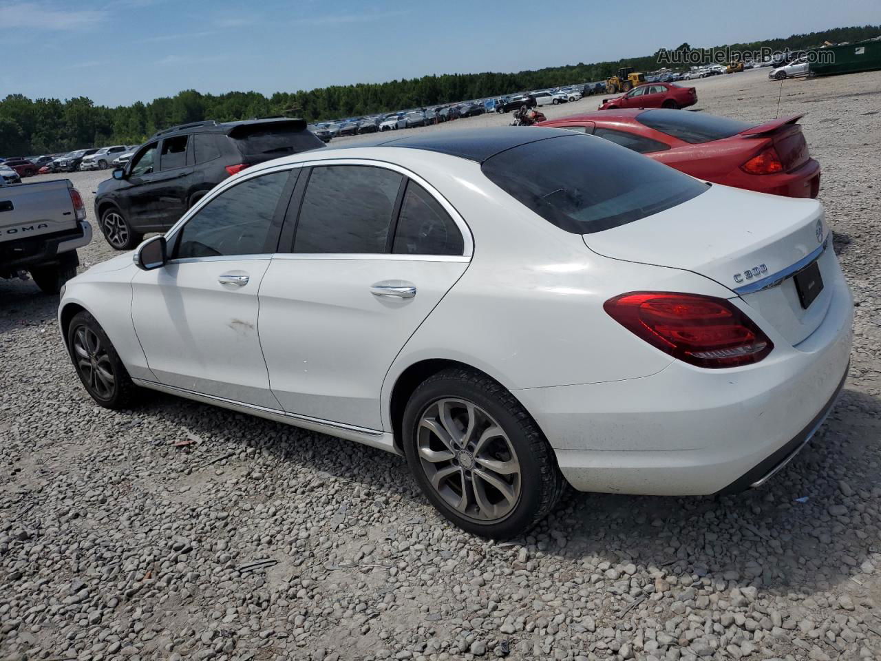 2015 Mercedes-benz C 300 4matic Белый vin: 55SWF4KB7FU009737