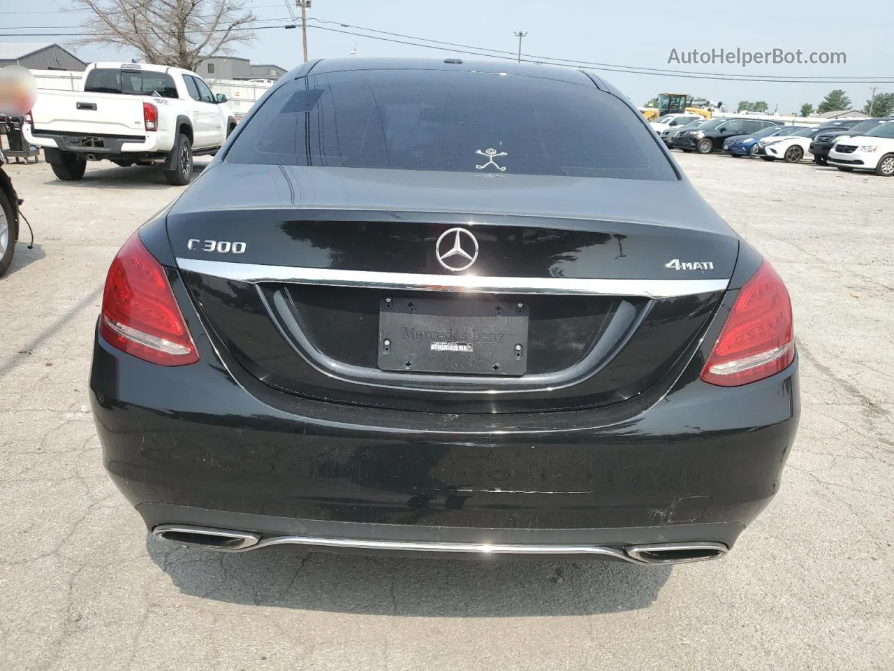 2015 Mercedes-benz C 300 4matic Черный vin: 55SWF4KB7FU010905