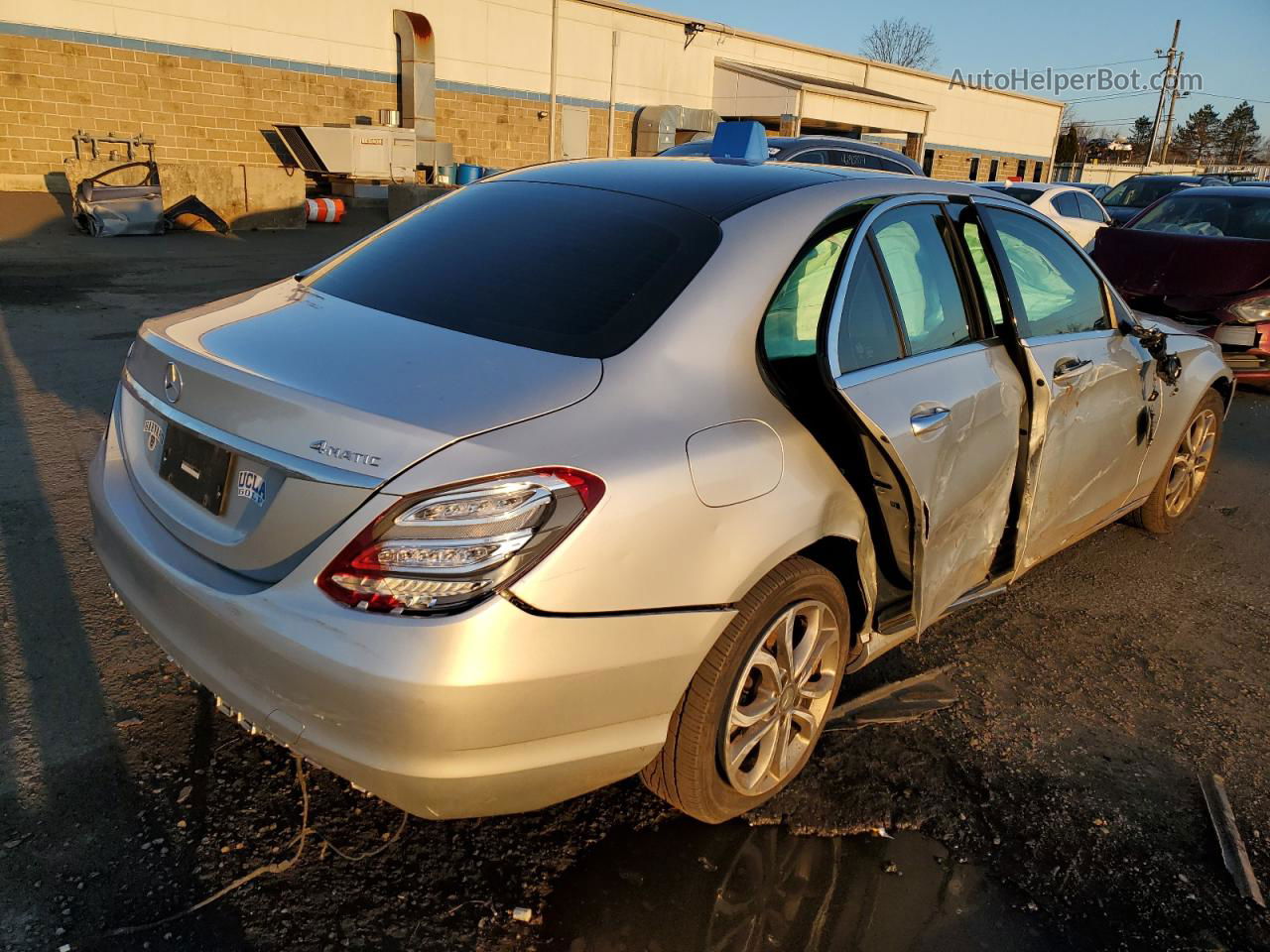 2015 Mercedes-benz C 300 4matic Silver vin: 55SWF4KB7FU037215