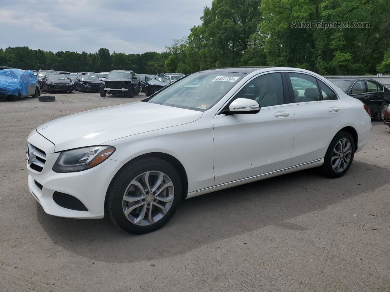 2015 Mercedes-benz C 300 4matic White vin: 55SWF4KB8FU080252