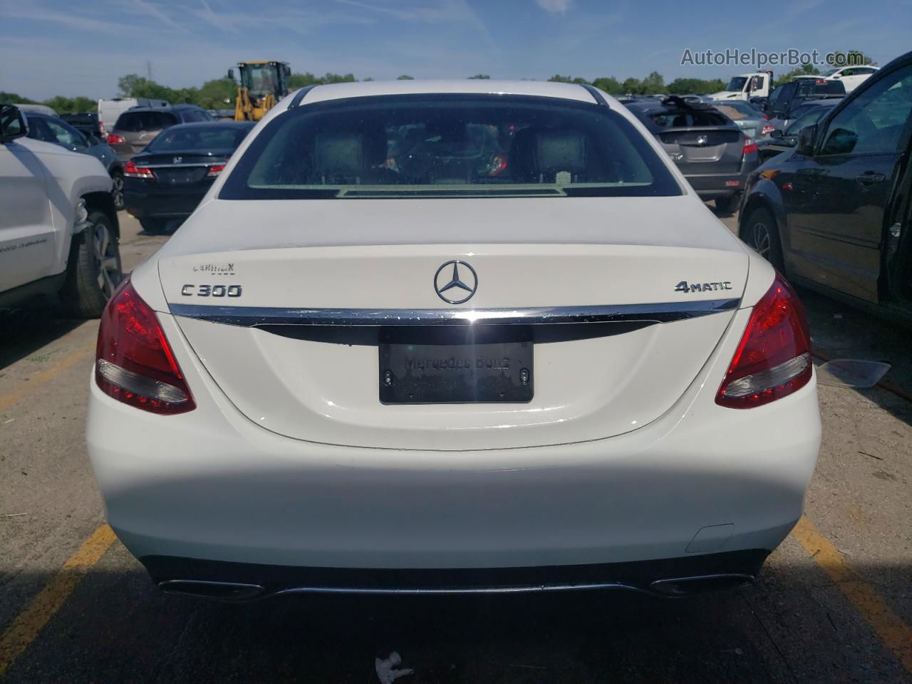 2015 Mercedes-benz C 300 4matic White vin: 55SWF4KB9FU022599