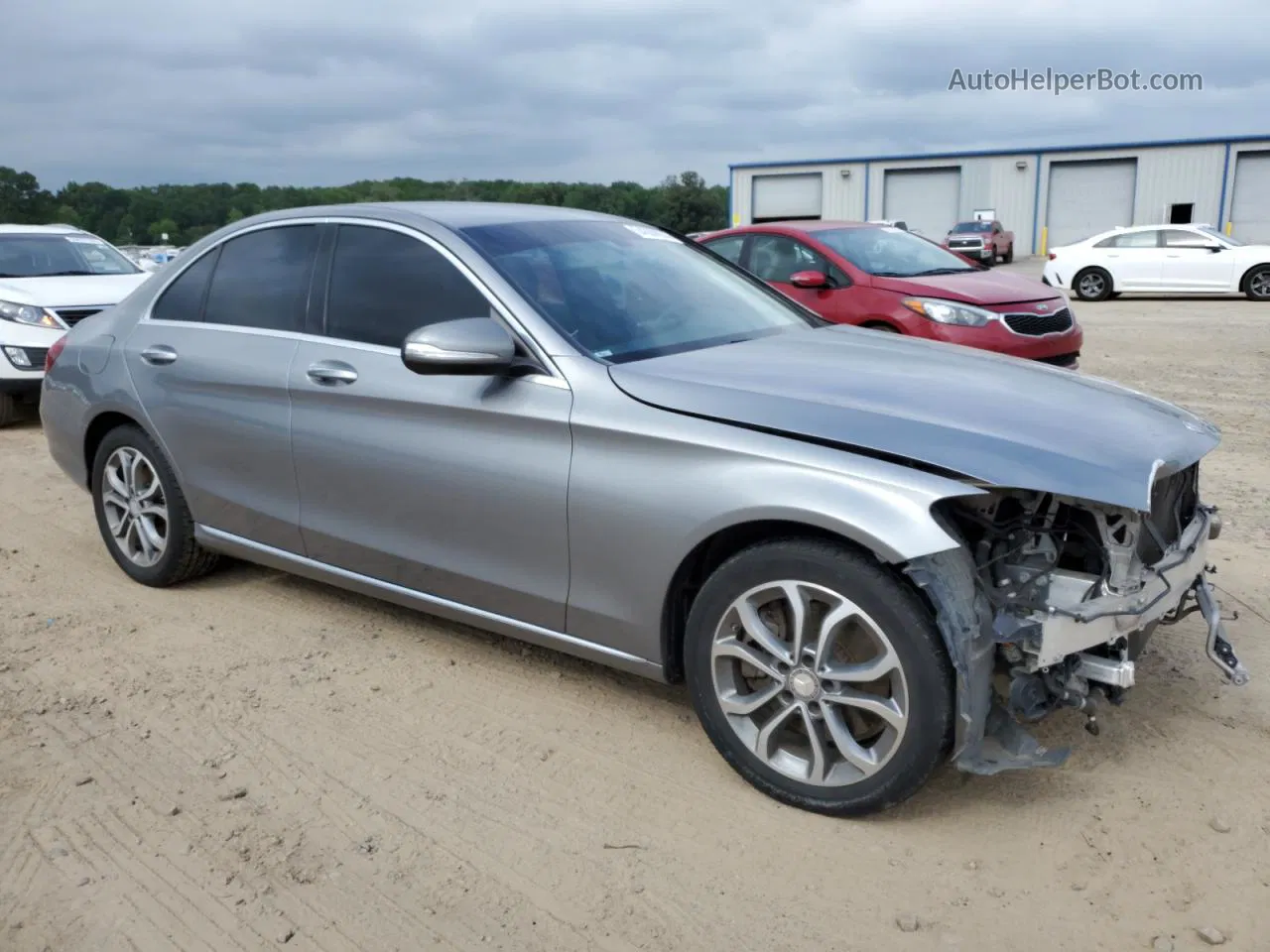 2015 Mercedes-benz C 300 4matic Серебряный vin: 55SWF4KB9FU043324