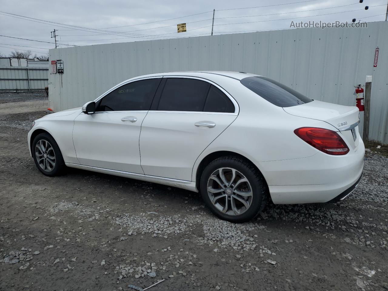 2015 Mercedes-benz C 300 4matic White vin: 55SWF4KBXFU005035