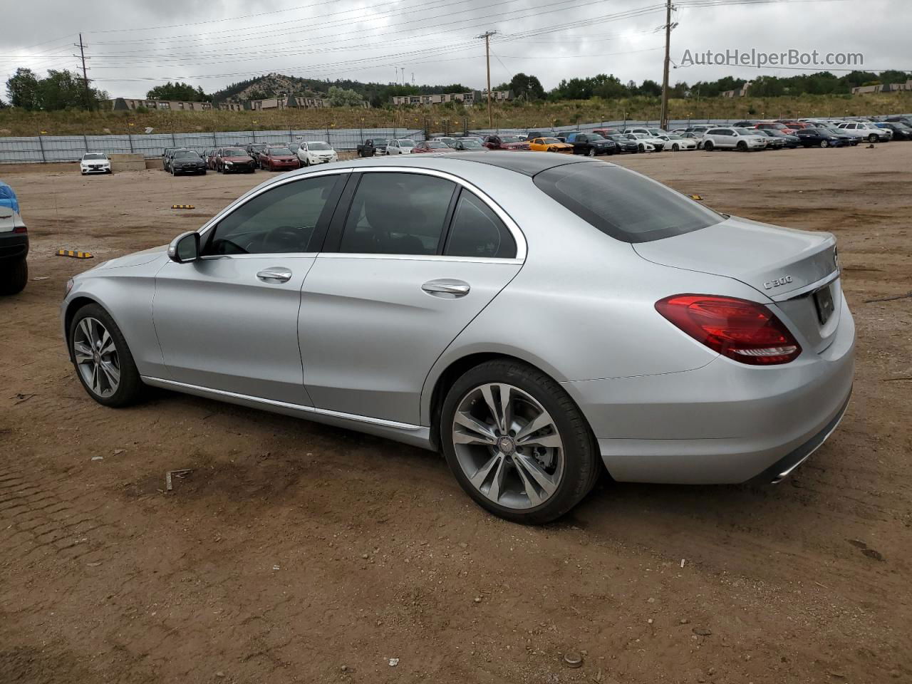 2015 Mercedes-benz C 300 4matic Серебряный vin: 55SWF4KBXFU016830