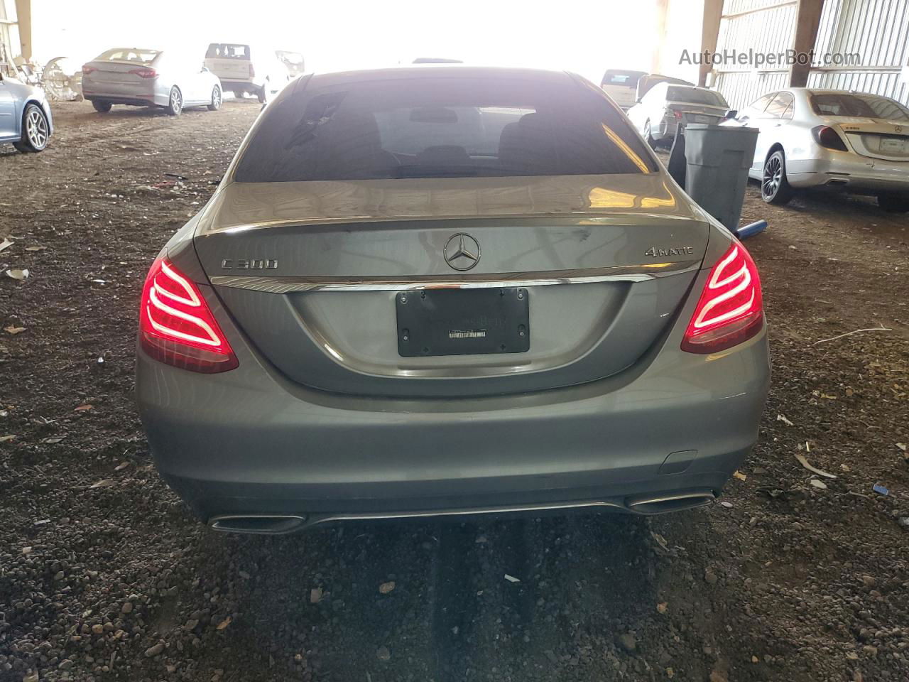 2015 Mercedes-benz C 300 4matic Серый vin: 55SWF4KBXFU036415