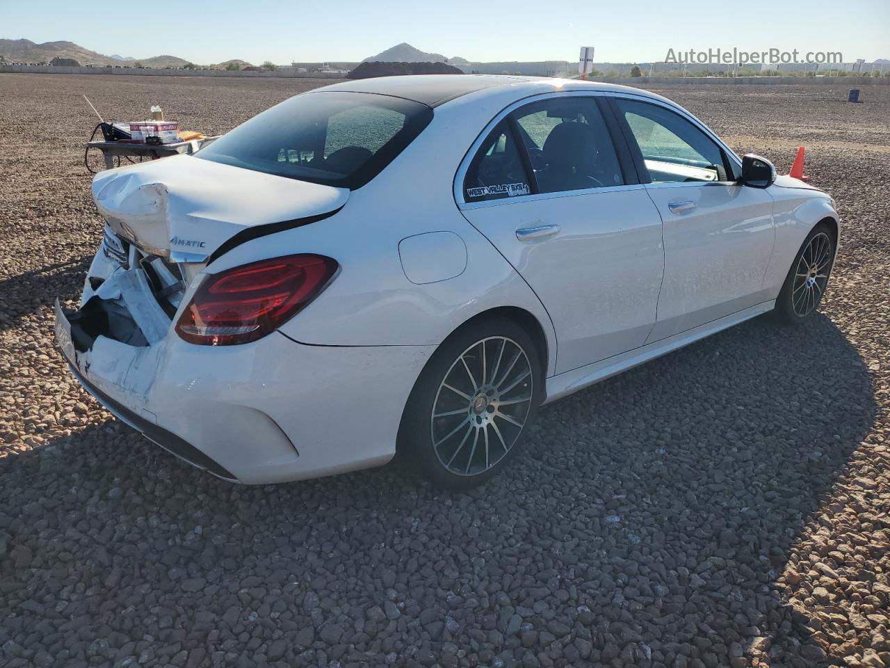 2015 Mercedes-benz C 400 4matic White vin: 55SWF6GB2FU032685