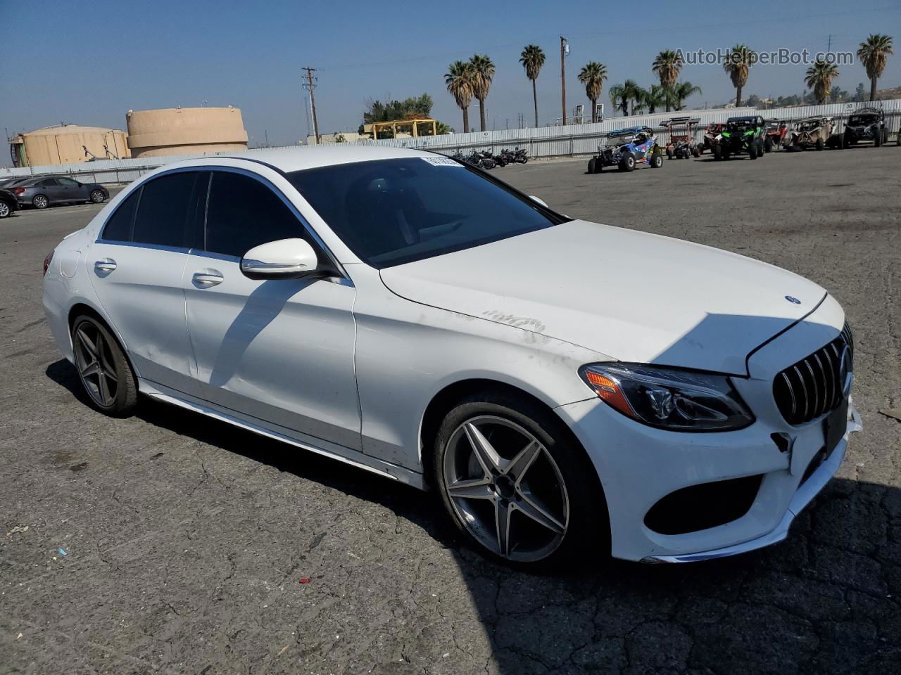 2015 Mercedes-benz C 400 4matic White vin: 55SWF6GB6FU034892