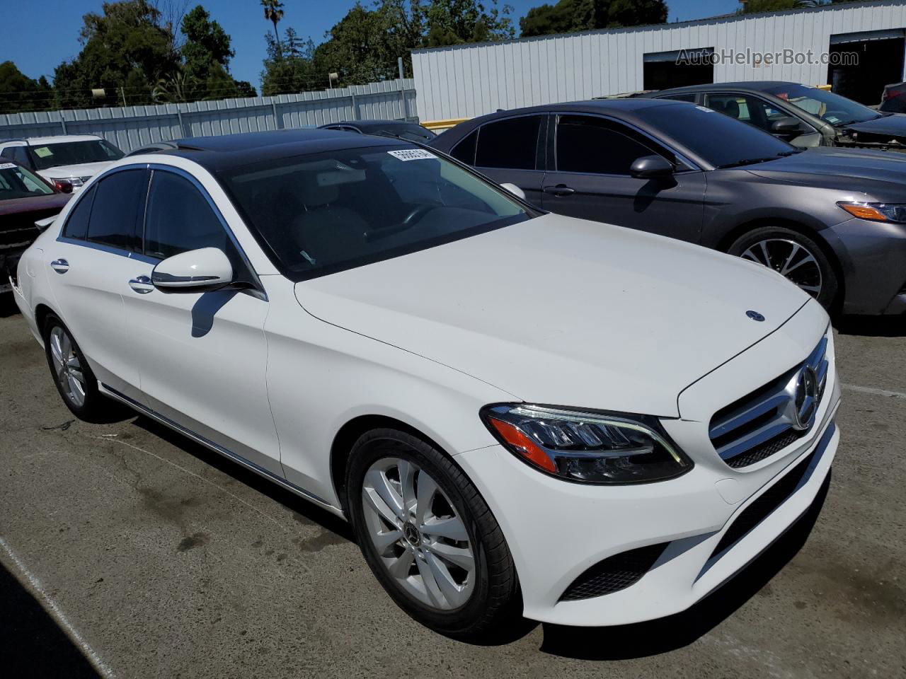 2019 Mercedes-benz C 300 White vin: 55SWF8DB0KU282890