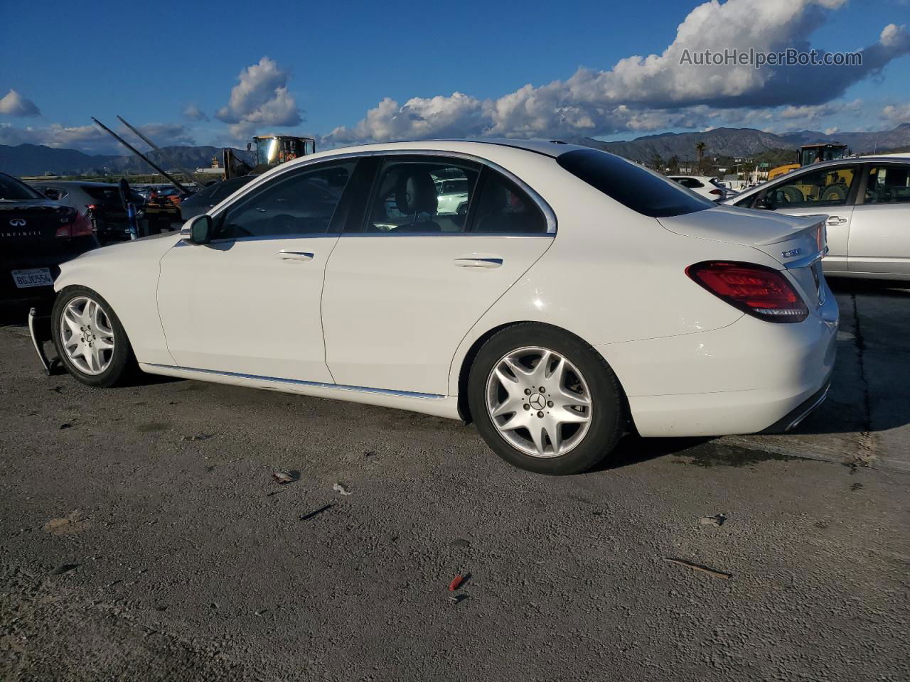 2019 Mercedes-benz C 300 White vin: 55SWF8DB0KU294912