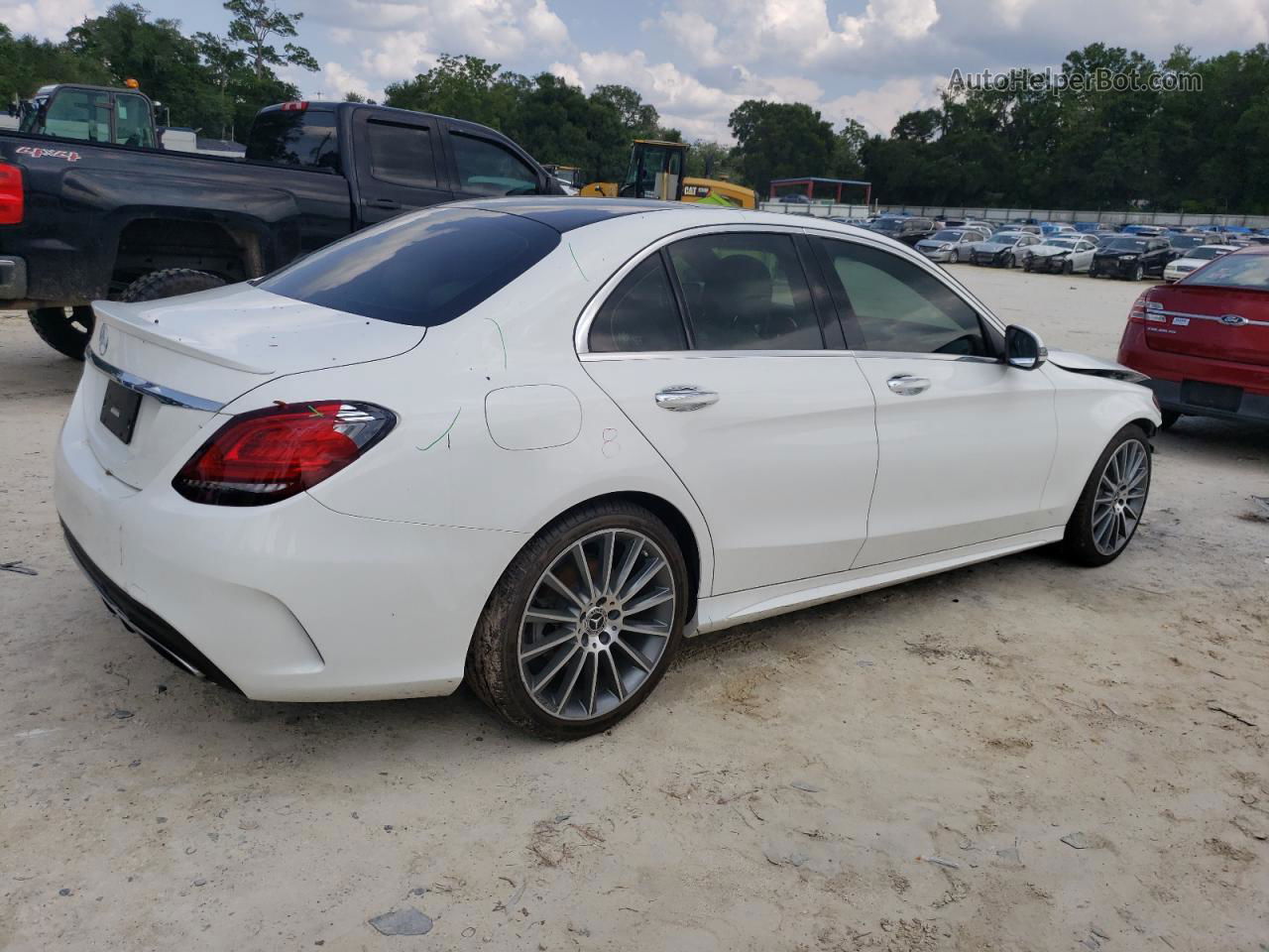 2019 Mercedes-benz C 300 White vin: 55SWF8DB8KU288954