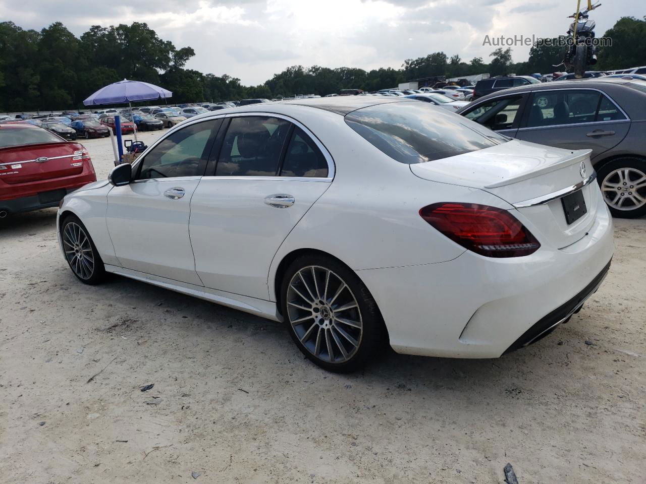 2019 Mercedes-benz C 300 White vin: 55SWF8DB8KU288954