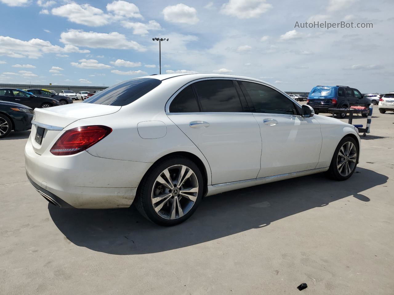 2019 Mercedes-benz C 300 White vin: 55SWF8DB9KU308175