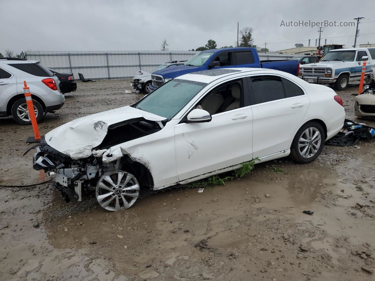 2019 Mercedes-benz C 300 White vin: 55SWF8DBXKU315698