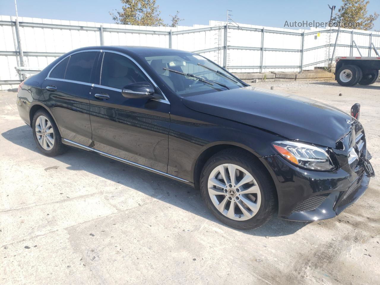 2019 Mercedes-benz C 300 4matic Черный vin: 55SWF8EB2KU283893