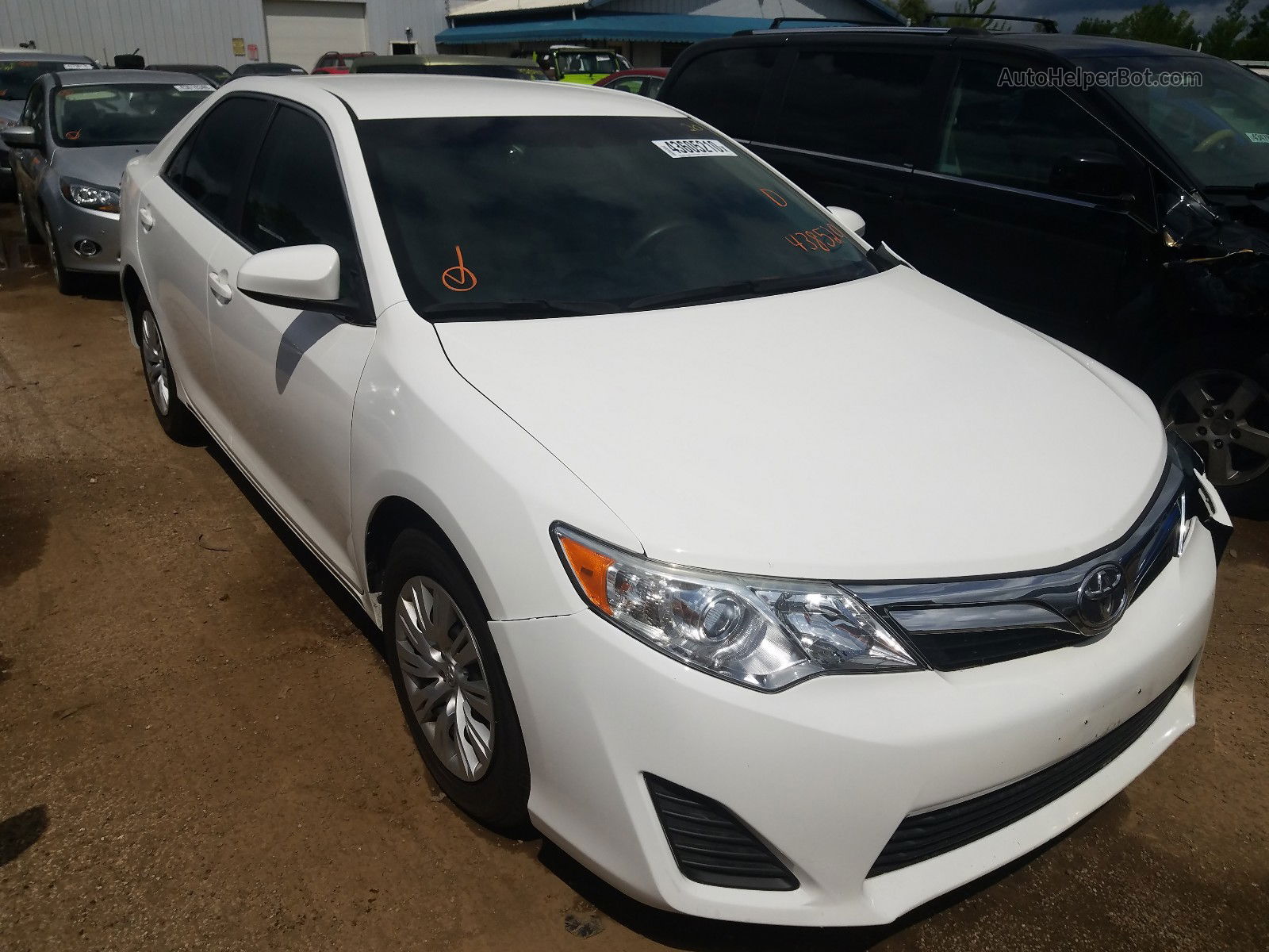 2014 Toyota Camry L White vin: 4T4BF1FK1ER438520