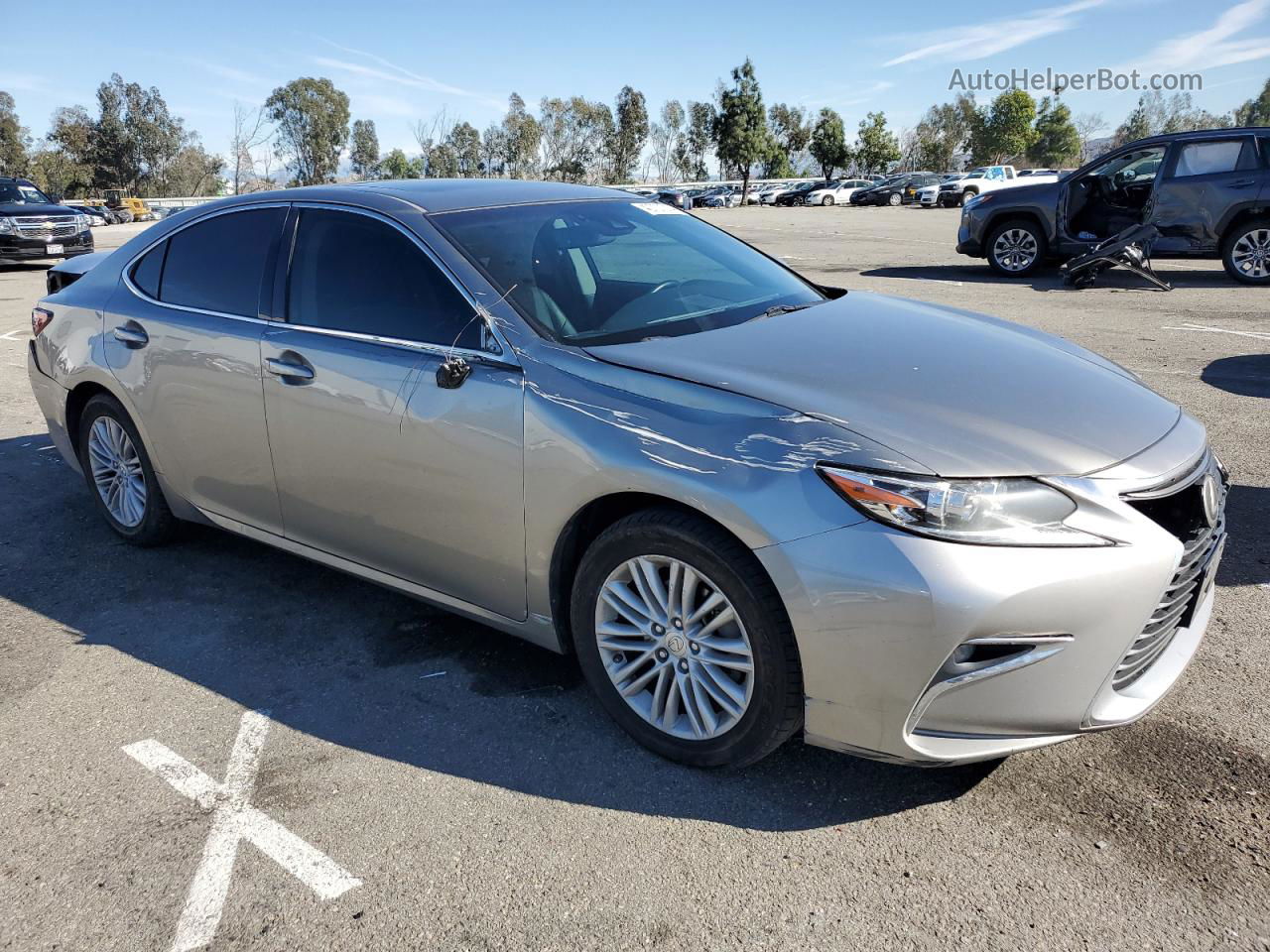 2018 Lexus Es 350 Серебряный vin: 58ABK1GG0JU111156