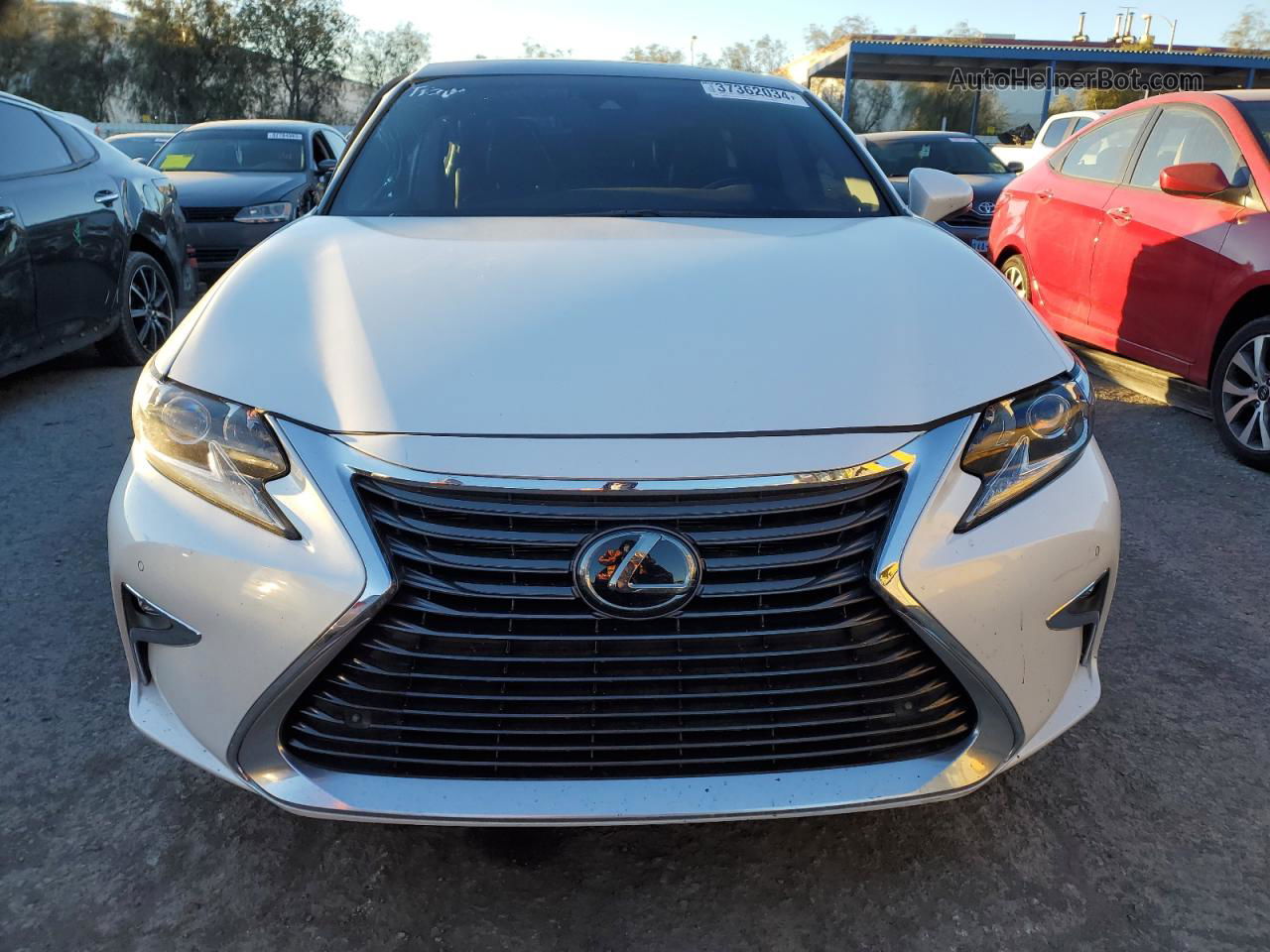 2018 Lexus Es 350 Белый vin: 58ABK1GG1JU096747