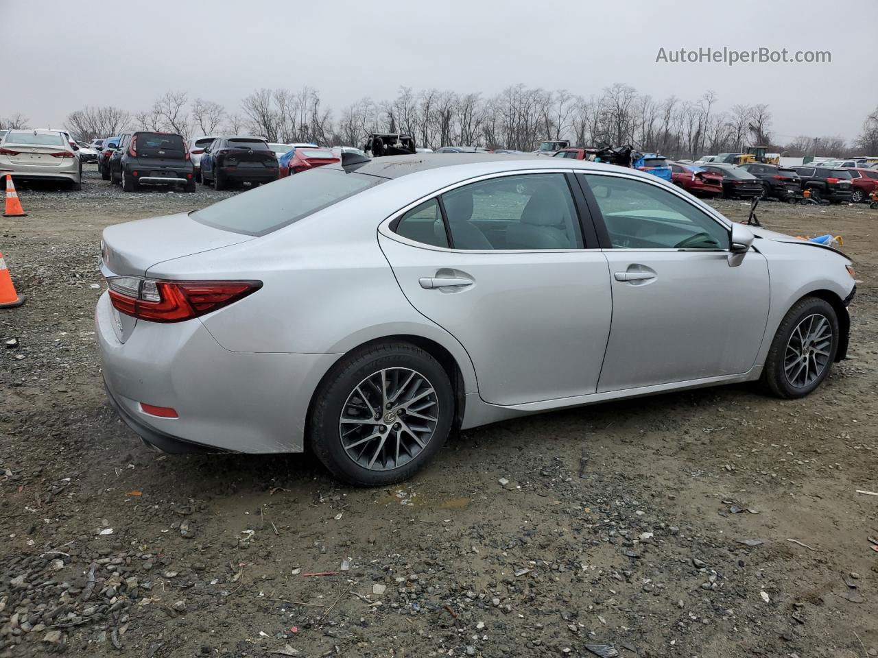 2018 Lexus Es 350 Серебряный vin: 58ABK1GG3JU087581