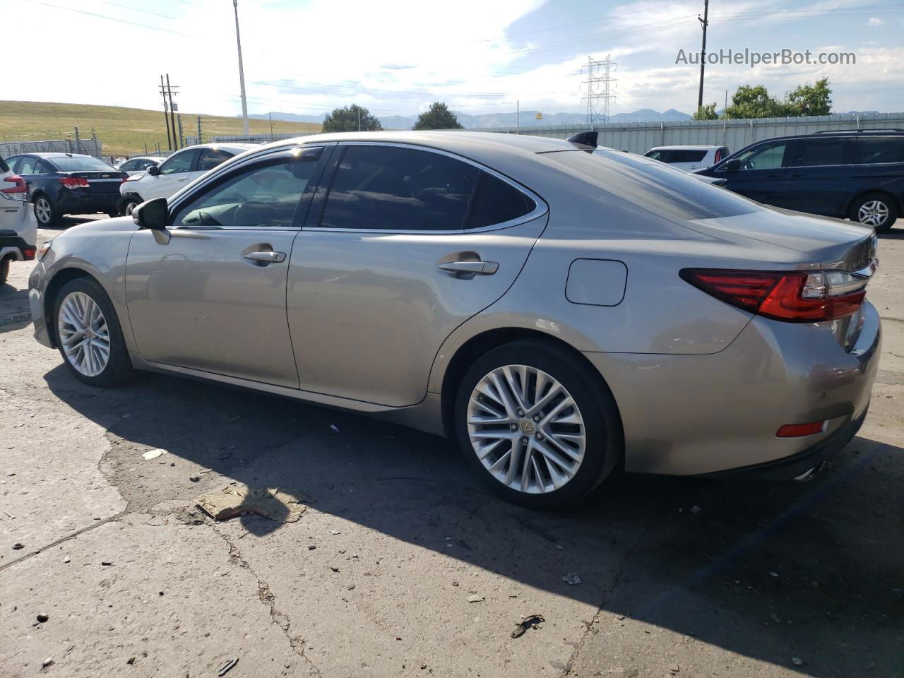 2017 Lexus Es 350 Серебряный vin: 58ABK1GG7HU074620