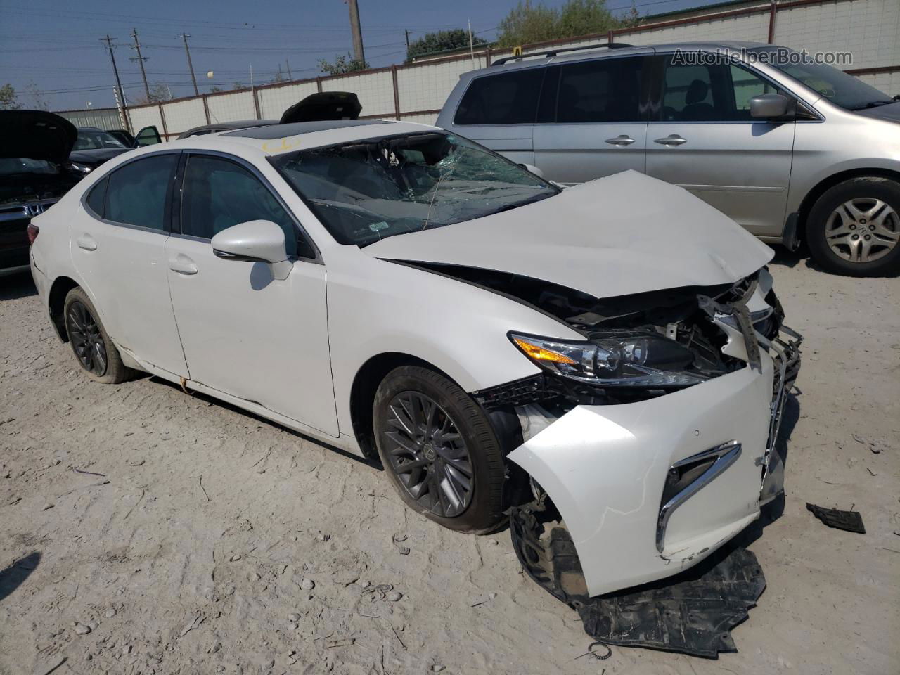 2018 Lexus Es 350 Белый vin: 58ABK1GG7JU104303