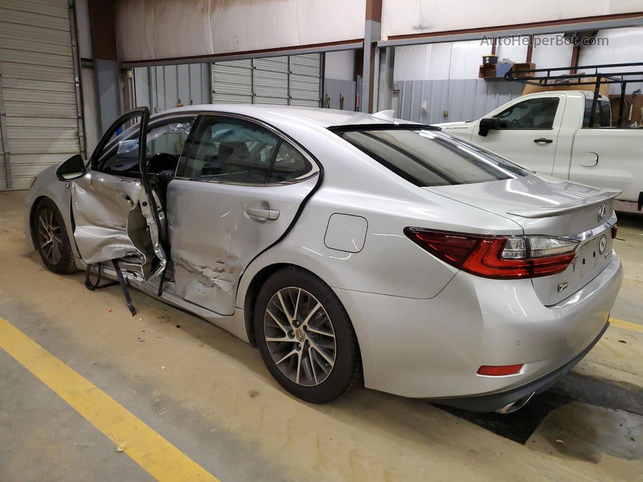 2018 Lexus Es 350 Silver vin: 58ABK1GG8JU091206