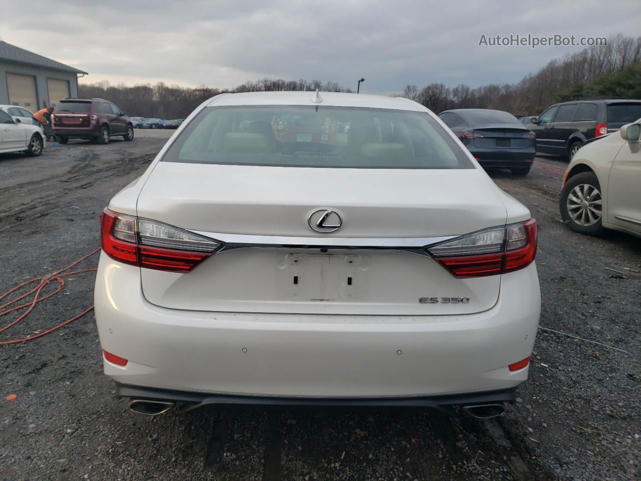 2018 Lexus Es 350 Белый vin: 58ABK1GG8JU093585