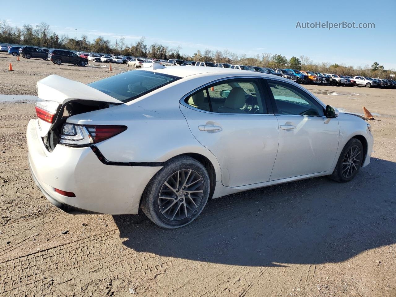 2018 Lexus Es 350 Белый vin: 58ABK1GG8JU099628