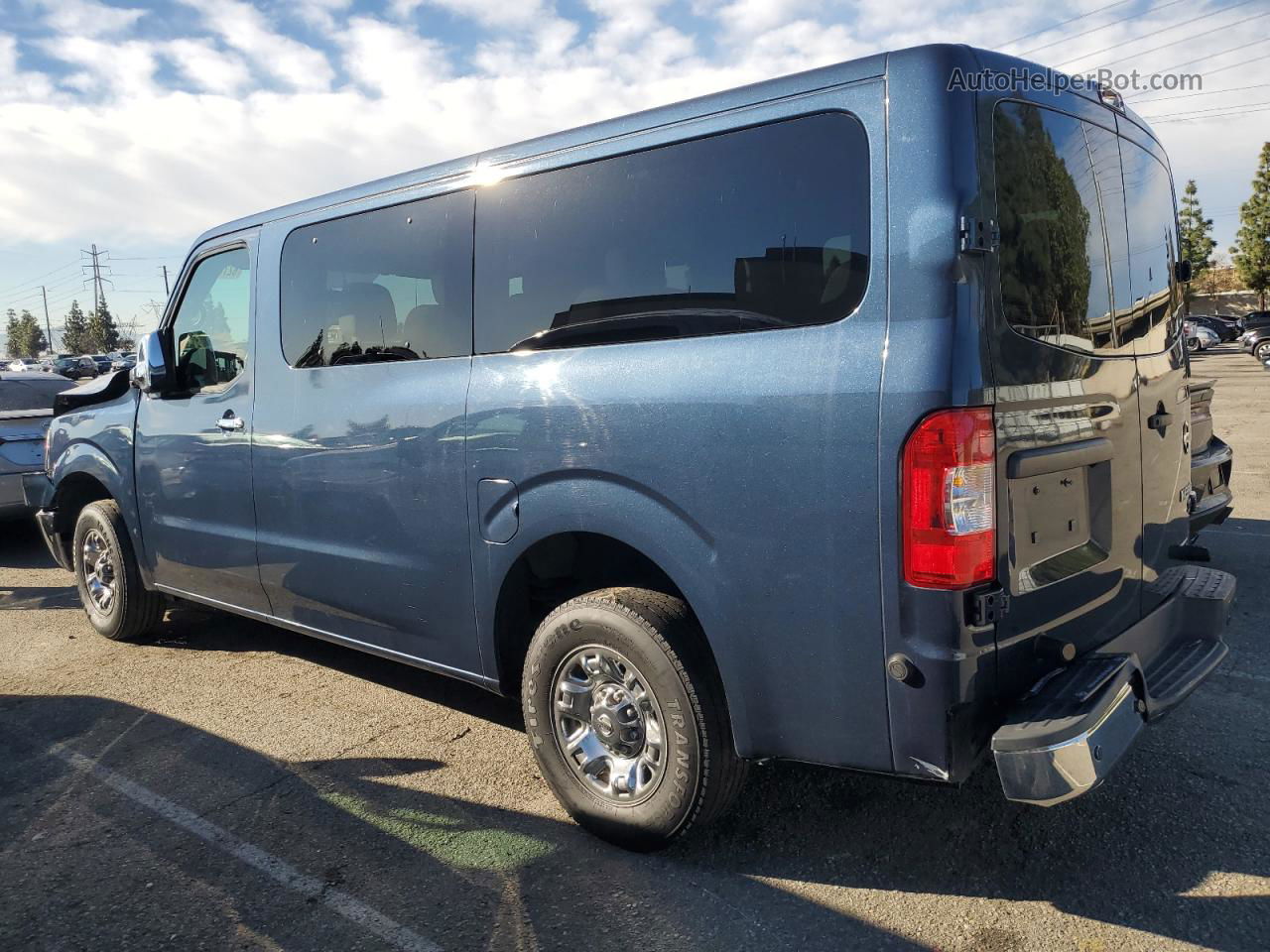 2019 Nissan Nv 3500 Blue vin: 5BZBF0AA1KN852118